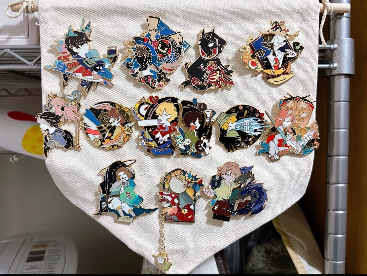 MCYT Enamel Pin | KarlJacobs Quackity Badboyhalo Ranboo Nihachu Tommy Tubbo Philza Technoblade DreamXD Dream Georgenotfound 3.5"